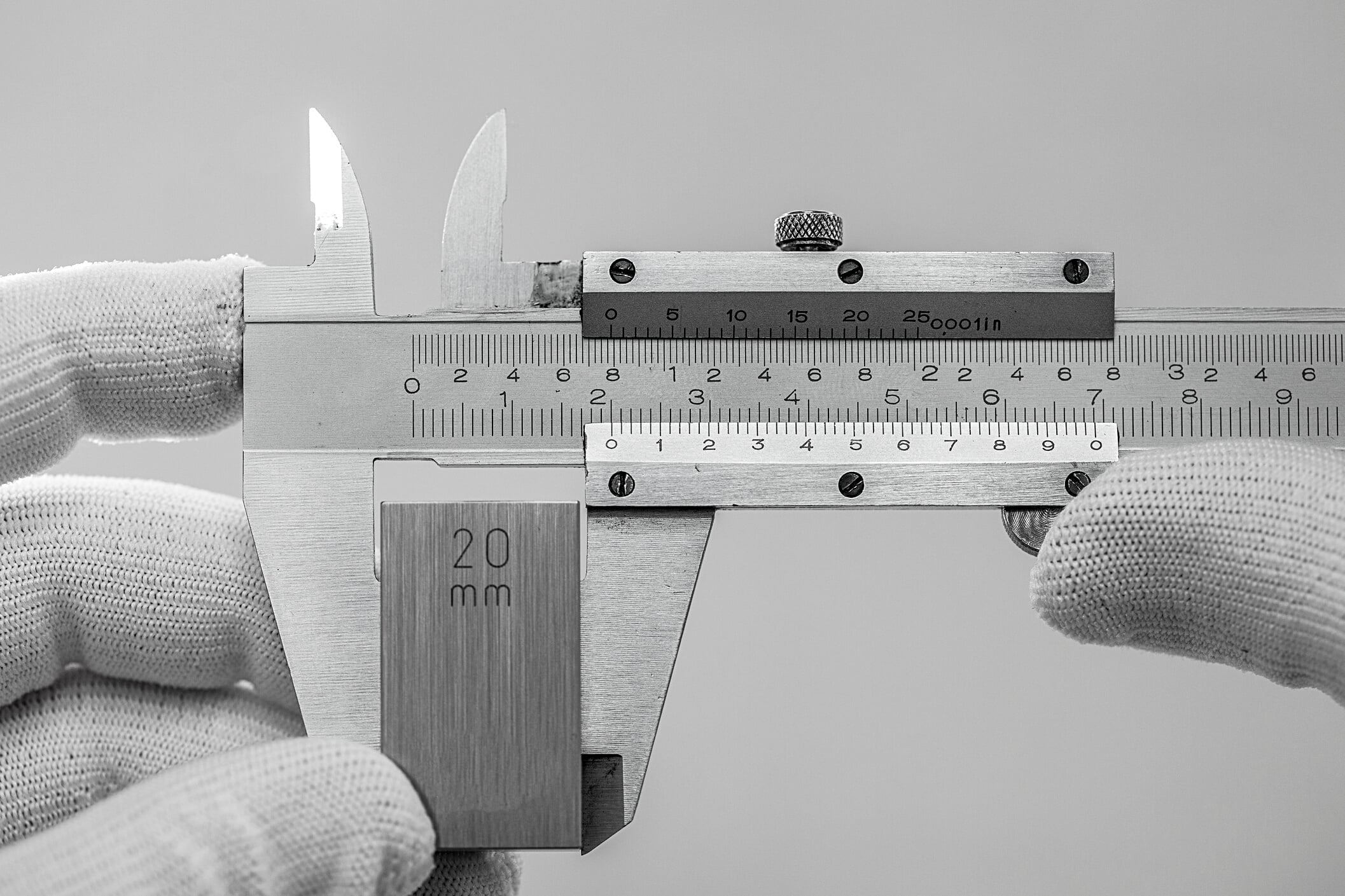 Calibration VERNIER with gage block